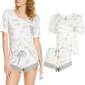 Honeydew lemon pajama PJ set XS - shorts & t-shirt